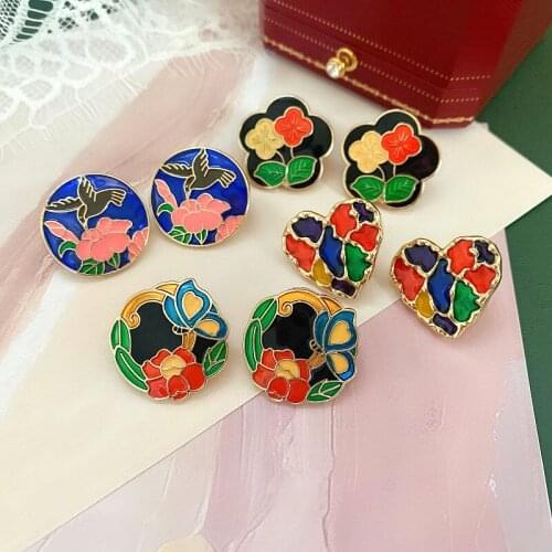 New wholesale palace classic oil drop enamel heart-shaped butterfly flower antique simple exquisite temperament Earrings