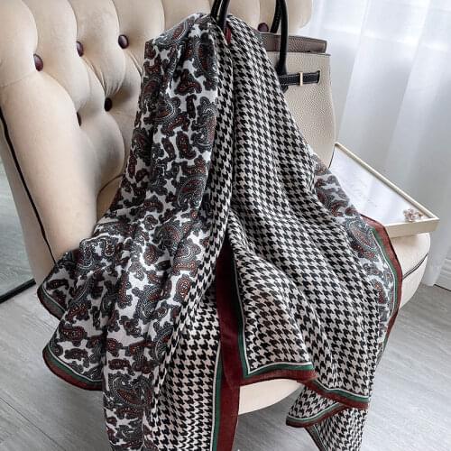 2020 Brand Autumn winter women beach quality shawl cotton scarf lady fashion scarves bandana pashmina wrap hijab muffler