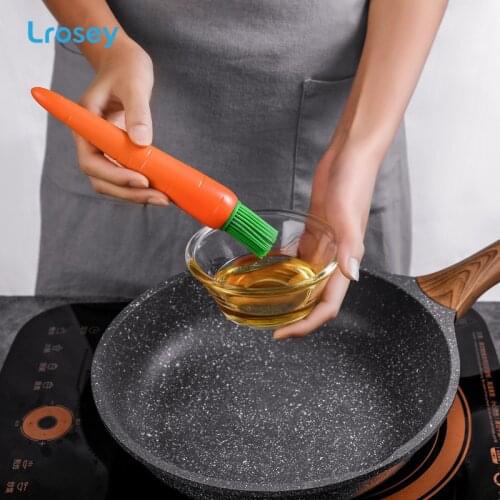 Barbecue oil brush cake baking cream brush household kitchen high temperature resistant carrot shape integrated silicone brush