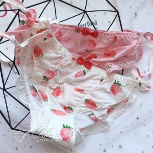 Sweet Cute Girls Panties Elastic Buttock Coast Lace Ice Silk Print Strawberry Sexy Low Waist Womens Underwear Seamless Briefs