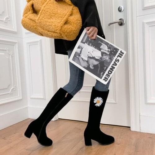 Women Sexy Knee High Boots Woman 2021 Winter Suede Low Heels Embroidered Shoes Fashion Female Black Red Long Boots Plus Size 40