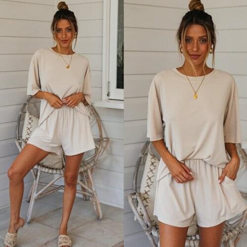 Sexy sportswear suit girl sportswear T-shirt sports pants 2 pieces short jacket and shorts fashion color summer casual wear