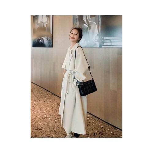 Oein Women's White Jackets