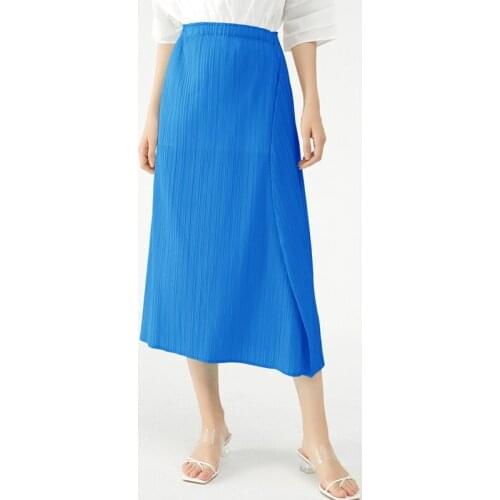 Miyake pleated solid half-length woman skirt autumn 2021 new high-waist mid-calf thin and light luxury skinny a-line skirts
