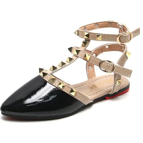 Girls Roman Sandals 2021 Summer New Kids Pointed Shoes Rivet Hollow Soft Bottom Gladiator Princess Sandals Children Beach Shoes
