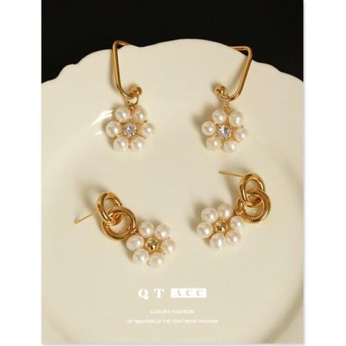 High-Preservation Vacuum Plating Gold Natural Real Pearl Flower Zircon French Curt Style Retro Temperament Ear-Drop 2021 Trend