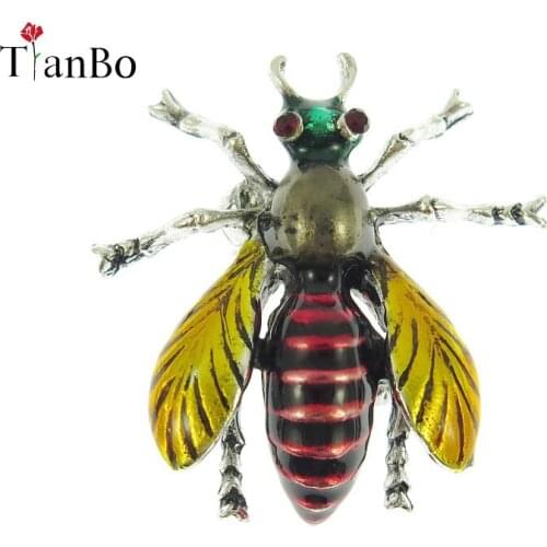 TianBo Personality Bee brooch yellow and green hornet brooch exquisite masculine couple Coat shawl collar pin wholesale