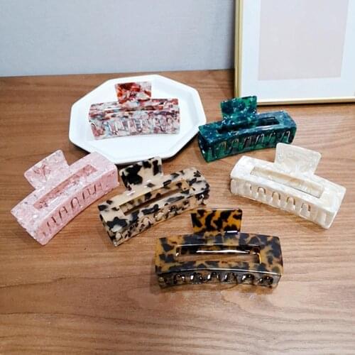 Women Retro Claw-Shaped Hairpin Hair Clip Barrette Headwear Bath Accessories Styling Tools & Accessories