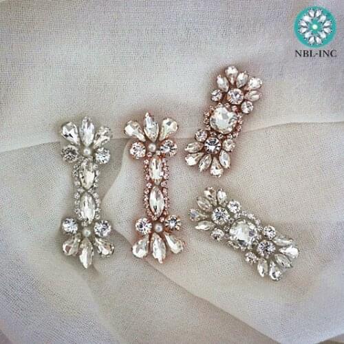 100PCS) Wholesale hand beaded clear crystal rhinestone bow applique patch for wedding dresses WDD0906-0907