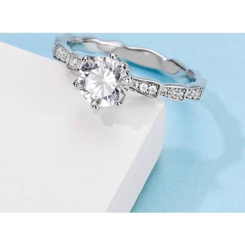 The New 925 silver ring Moissanite ring 6 claws Trendy Special shape Engagement Anniversary Ring 1ct round excellent cut