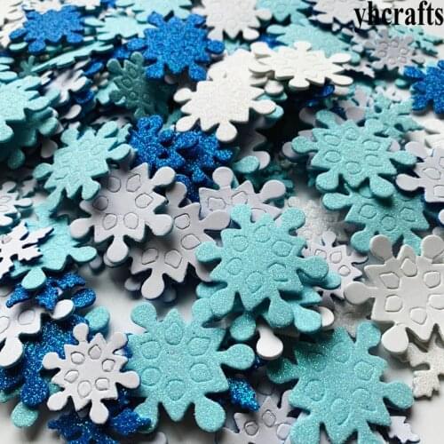 1bag/LOT,Glitter snowflake foam stickers Home decoration Xmas crafts diy toys Kids room ornament Kindergareten decorative label