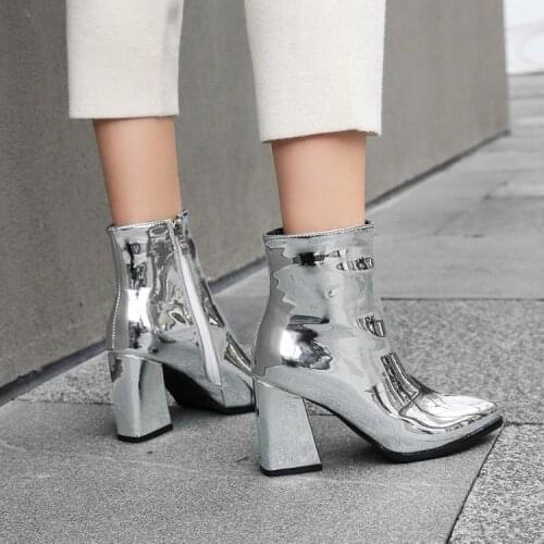 White Ankle Boots silver Pointe Shoes Boots-Women Luxury Designer Zipper Low Pointy Autumn Rock 2021 Ladies Fashion Rubber Leath