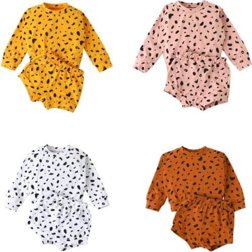 2 Pieces Baby Suit Set Polka Dot Round Neck Pollover Long Sleeve T-Shirt and Cotton Shorts for Girls Baby Fall Clothes