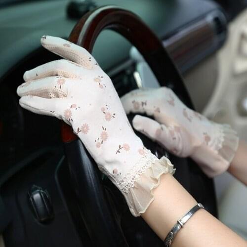 2021 New Fashion Flowers Womens Summer Driving Gloves Non-slip Block UV Touch Screen Gloves Breathable Cotton Gloves for Women
