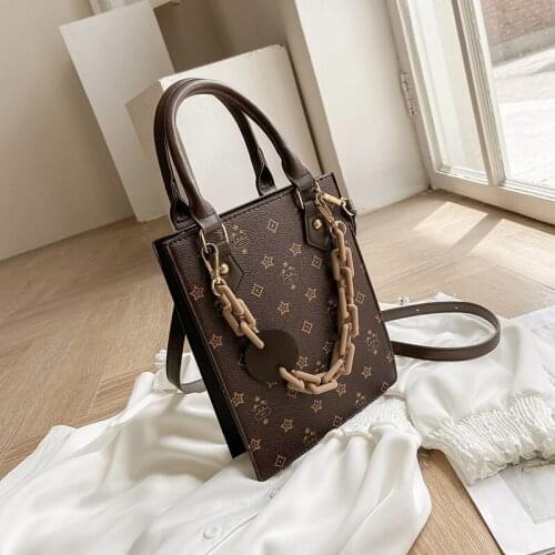 Fashion designer Shoulder Bags brand cheap Women Totes crossbody bags Female Leather straw small Handbag for Women 2021