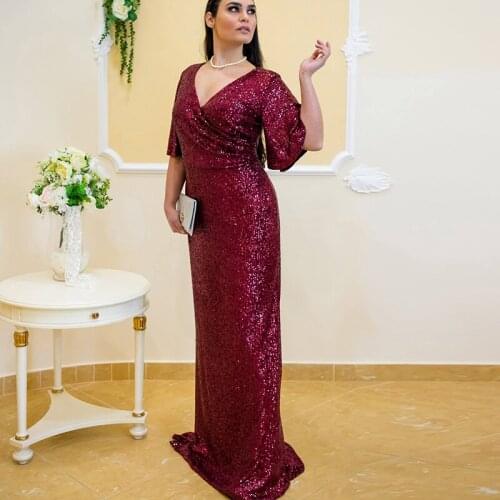 Charming Burgundy Sequins Sheath Plus Size Prom Gown Modest V Neck Zip Back Short Sleeve Floor Length Mother Of Bride Dress