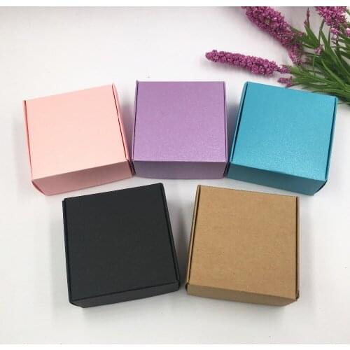 200PCS/lot Carton Craft Paper Box White Wedding Candy Box Wedding Favors and Gift Box for Guest Party Supplies