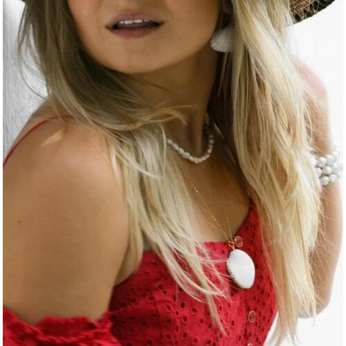 Stainless Steel Chain Phnom Penh Shell Pendant Necklace For Women Girls Elegant Choker Jewelry Accessories For Summer