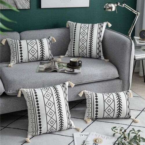 Decorative Throw Pillow Covers For Couch Sofa Bed 45x45cm Pillow Cases with Tassels Boho Cushion Covers Farmhouse Decoration