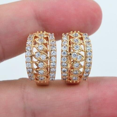 AAA+ Cubic Zirconia Gold Color Fashion Luxury Clear CZ Wedding Huggie Hoop Earrings for Women