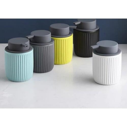 320ml Ceramic Liquid Soap Dispenser Bathroom Hand Sanitizer Shampoo Bottle Pressing Shower Gel Dispensers Bathroom Accessories