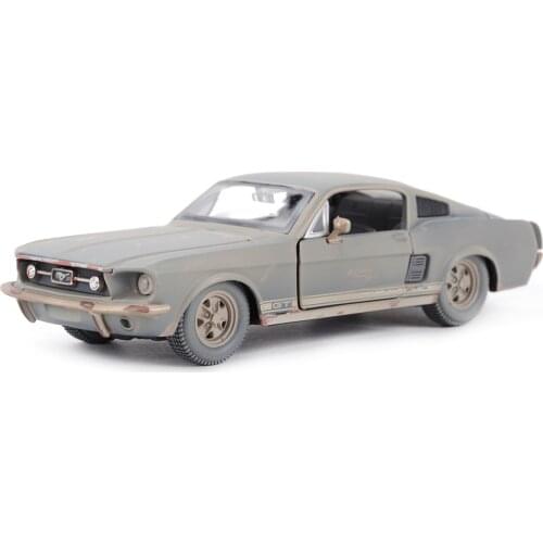 1:24 1967 Ford Mustang GT Retro Sports Car Static Die Cast Vehicles Collectible Model Car Toys