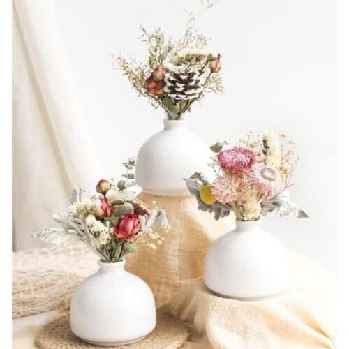 Nordic Retro Style White Table Small Vase Plant Ceramic Wedding Vases For Decoration Home Vases With Dried Flowers