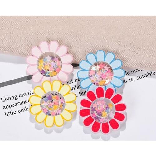 50pcs /lot 3cm Acrylic smile face flower shape with Quicksand Cover For Phone decoration and DIY Sequin Patch