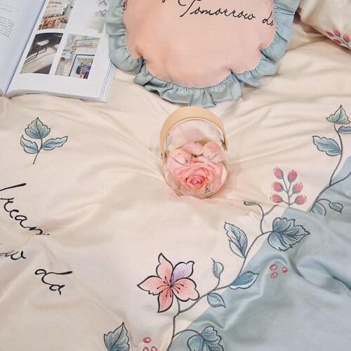 4ps Korean Style Princess Wind Bed Four-piece Cotton Cute Girl Embroidery Flower Cotton Quilt Cover Bed Queen Bedding Set