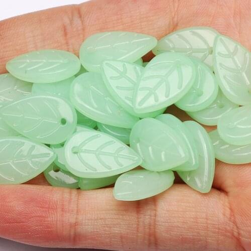 18x11mm Leaf Shape Light Green Acrylic Spacer Beads For Jewelry Design DIY Charm Necklace Bracelet Beaded Accessories