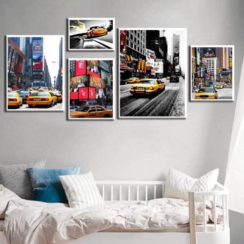 Yellow Taxi Building Photography Nordic Wall Art Painting Canvas Poster Painting Photo for Living Room Decoration B5202