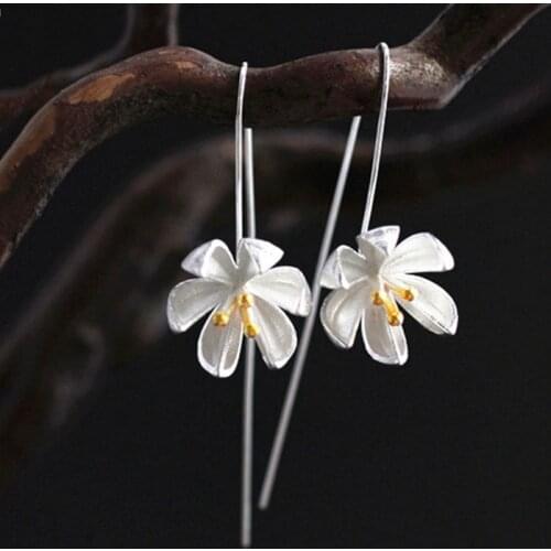Simple Long Lotus Earrings Fashion Gold Color Flower Earhook Charm Womens Banquet Dance Party Jewelry Christmas Gift