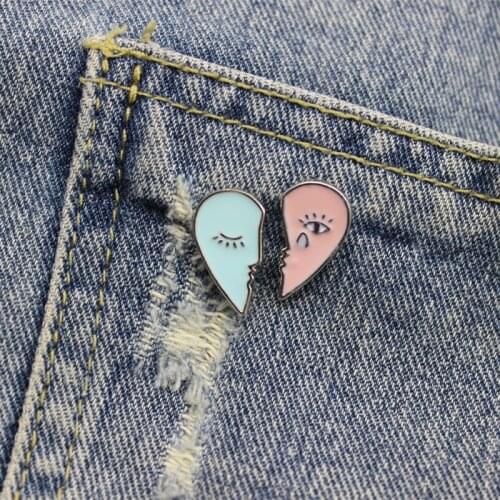 2 pz / set A Broken Heart Blue Pink Heart Brooch Eyes Open Eyes Close Friends Enameled Pins Kiss Couples Fashion Jewelery