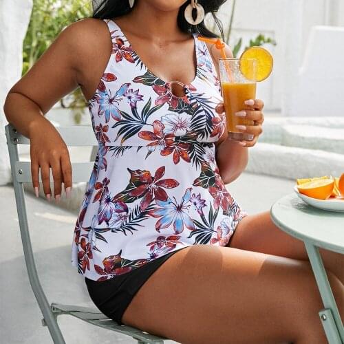 2021 New Plus Size Swimwear，Bikini，Beachwear，Ladies Swimsuit