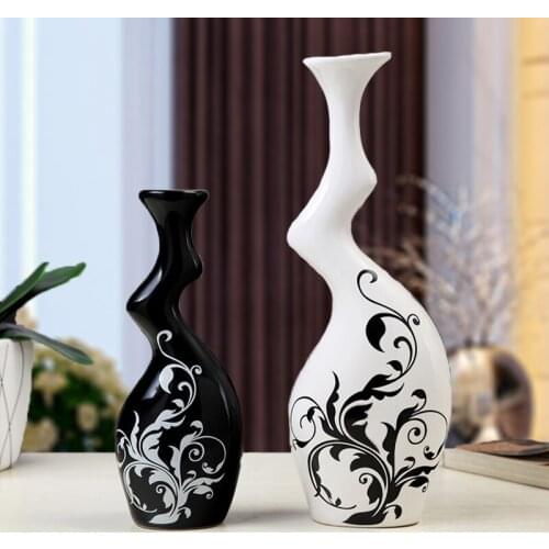 2pcs/set Jingdezhen ceramic vase ornament Black and white minimalist abstract vases Crafts home decoration Soft furnishings