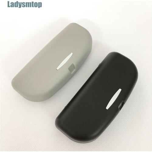 Ladysmtop Car Sunglasses Holder Glasses Case For LADA Vesta Granta 1300 Niva Samara Signet Priora Kalina Safarl largus vaz