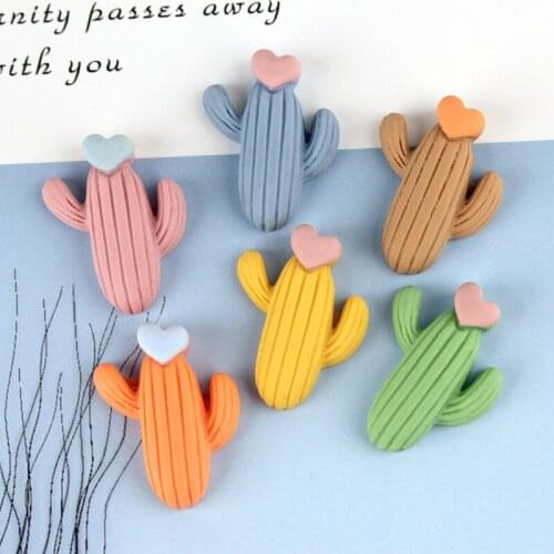 Newest Kawaii Heart cactus Plant Resin Cabochons Flatback Cute Embellishments Scrapbooking Clay Charms Material 20*25MM 20PCS