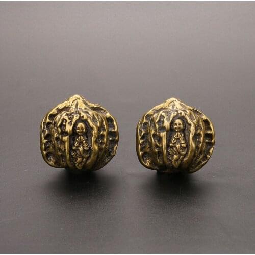 Retro Handmade Brass Solid Buddha Walnut Statue Handheld Artsy Object Fitness Ball Handle Copper Ware Ornaments Pairs