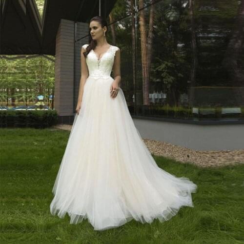 Cap Sleeves A Line Tulle Wedding Dress Lace Appliques Bridal Gown Lace Up Illusion Vestido De Noiva Court Train Free Shipping