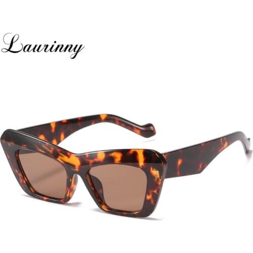 Vintage Oversized Cat Eye Sunglasses Women 2021 Brand Design Decorative Thick Frame Shades Eyeglasses Fashion Sun Glasses Female