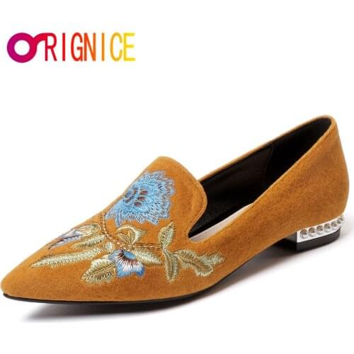Orignice Women Vintage Autumn Low Pearl Heeled Pumps Floral Embroidery Pointed Toe Loafers Ladies Slip-On Fashion Dress Shoes