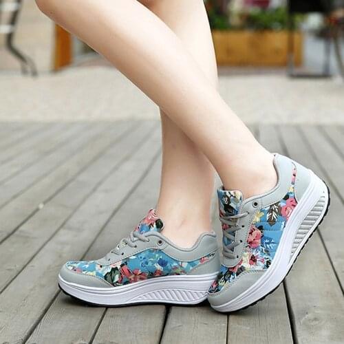 Women Shoes 2021 Fashion Blossom Sneakers Women Basket Femme Comfortable Wedges Heels Chaussure Femme Flower Vulcanize Footwear