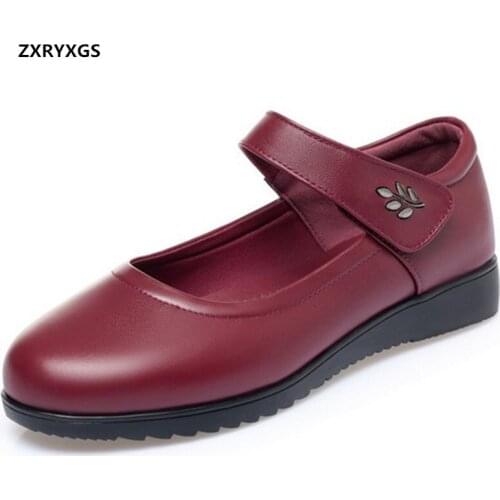 New Autumn Top Soft Cowhide Leather Shoes Mom Flats Shoes Soft Sole Non-slip Comfortable Shoes Fashion Casual Shoes Large Size