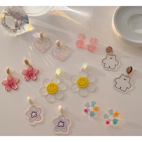 Minar Cute Multiple Rainbow Flower Hanging Earrings for Women Sweet Resin Arcylic Floral Bear Love Heart Drop Earrings Brincos