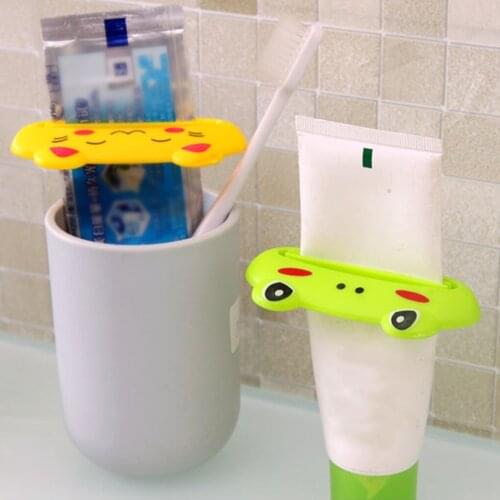 Cute Cartoon Toothpaste Squeezers Bathroom Accessories Toothpaste Extruder Squeezer Cleanser Squeezer Dispenser Rolling Holder