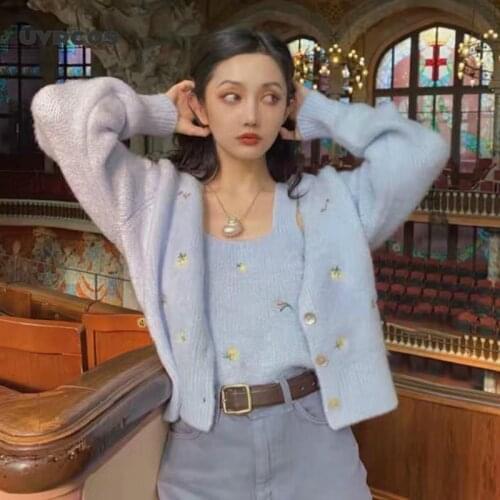 2021 Autumn Urban Casual Womens Wear V-Neck Slim-Fit Embroidered Flower Two-Pieces Knitted Women Sweater Cardigan