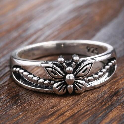 Huitan Cute Bow Women Finger Ring Howllow-out Band Design Fine Birthday Gift Anniversary Daily Versatile Female Ring Jewelry New