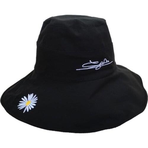 Doitbest 2020 Korean women Bucket fishing Hats Sunscreen sun cap Daisy embroidery summer lady fisherman hat for Students couples