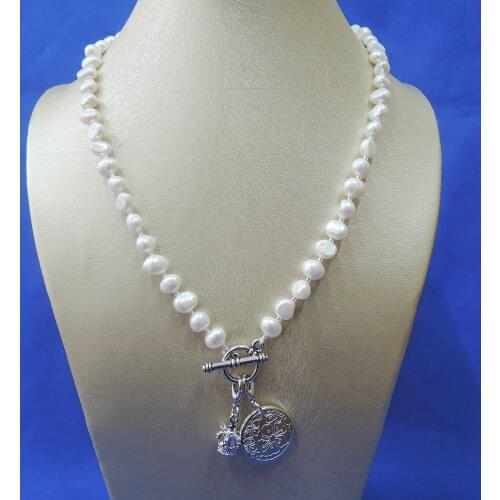 100% NATURE FRESHWATER PEARL NECKLACE WITH NICE Crown pendant