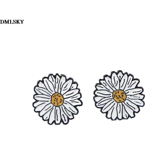 M4727 DMLSKY Cartoon Flower Woman Alloy Stud Earrings Kids Cute Earrings Charm Earrings Jewelry Gifts